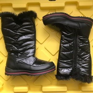 Target Winter Boots Faux Fur Upper sz 2